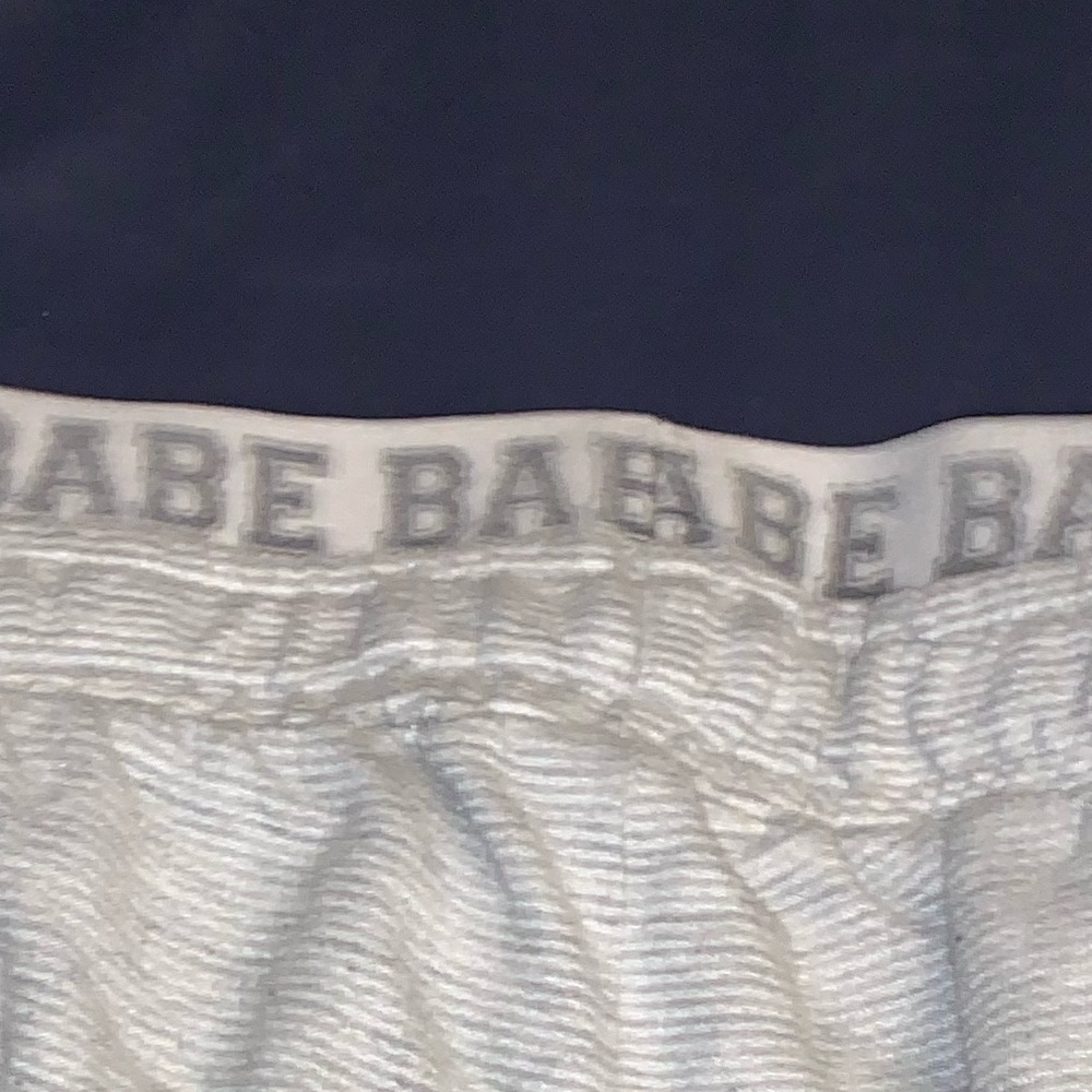 pants - Picture 2 of 3